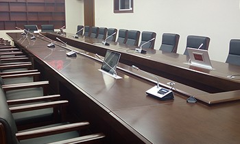 長春理工大學(xué)